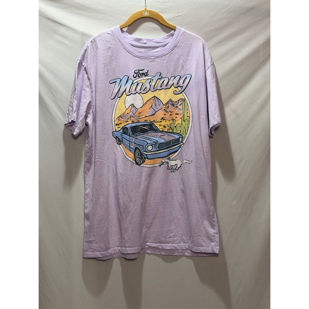Ford Mustang Graphic T-Shirt Lavender Purple Desert Scene Cotton Mens Small
